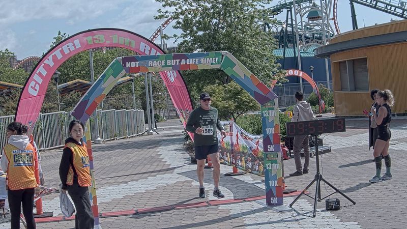 Running image for nicola jacobucci in brooklyn beach half marathon 10k 5k 2023 june 04