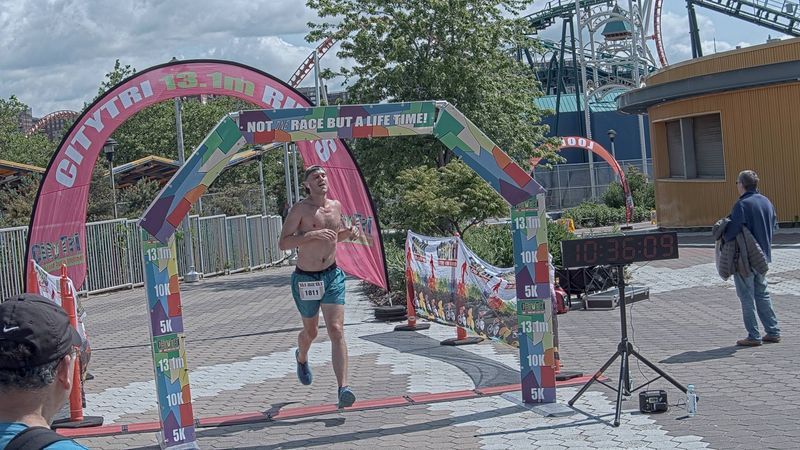 Running image for rob vite in brooklyn beach half marathon 10k 5k 2023 june 04