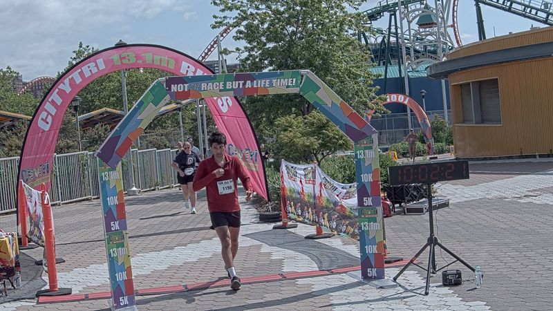 Running image for sudarsan varadarajan in brooklyn beach half marathon 10k 5k 2023 june 04
