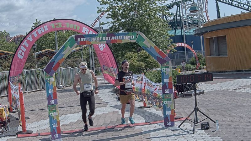 Running image for thomas moore in brooklyn beach half marathon 10k 5k 2023 june 04